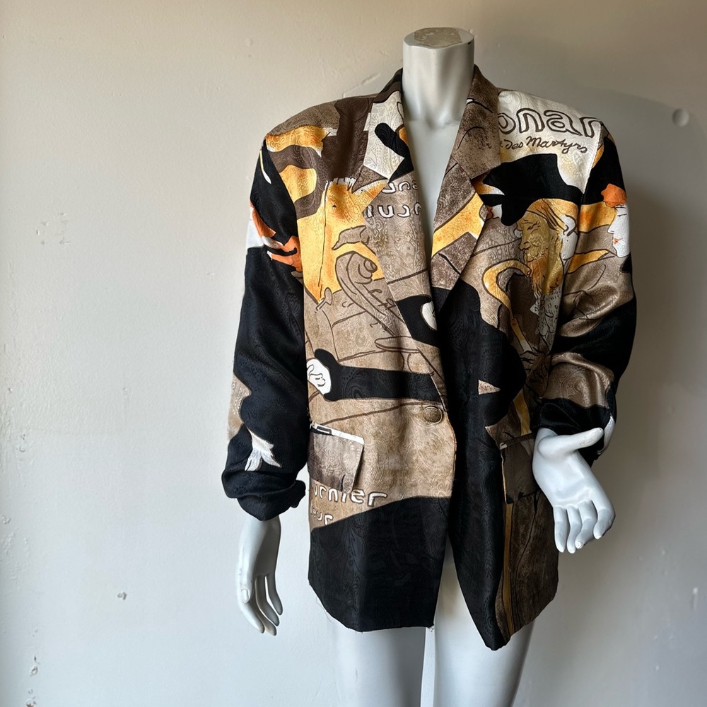 Abstract-Print Oversized Blazer in Black and Tan - Picture 2 of 7